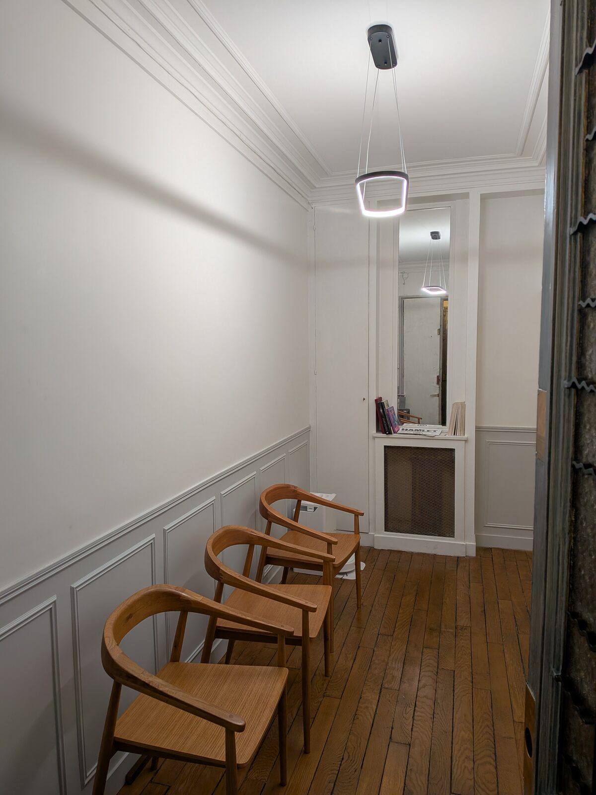 Espace d'attente du cabinet d'ostéopathie